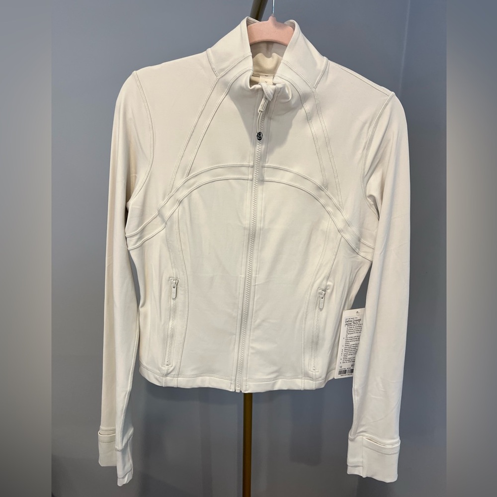 NWT LULULEMON DEFINE CROPPED JACKET NULU